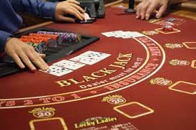 Kartu fitur Malam Bersantai yang rapi
